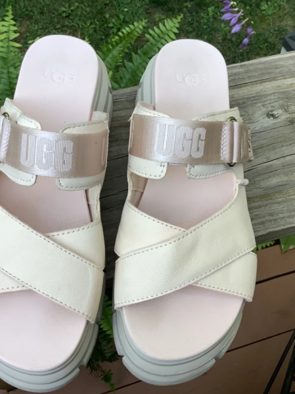 EUC UGG Ashton Slide Womens platforms sz.8.5